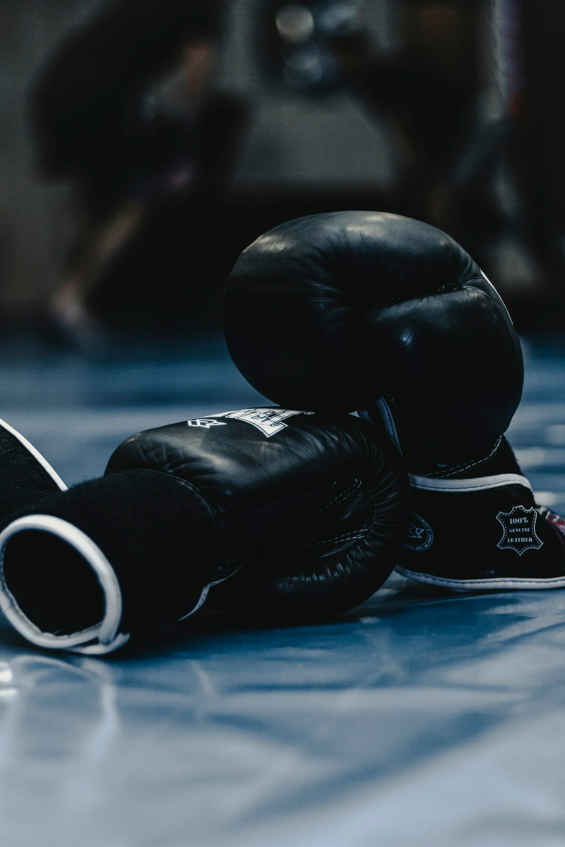 Boxhandschuhe am Ring